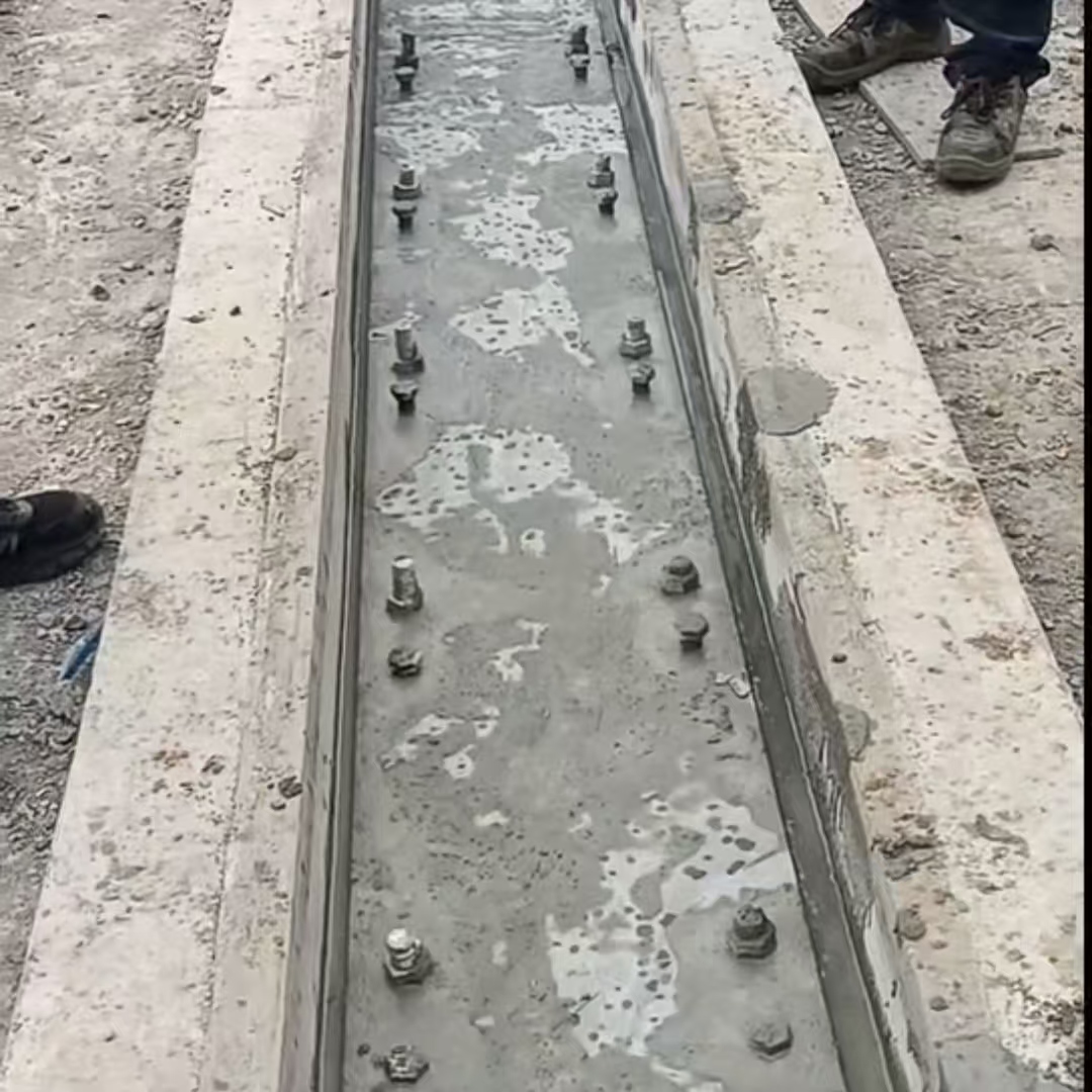 宁陵环氧树脂轨道胶泥是什么？用在哪里？